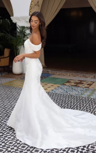Essense of Australia D4493 | Trouwjurk met Afneembare Overskirt