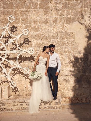 Modeca Mairen | Strapless A-lijn trouwjurk | Look of Love Bridal Boutique
