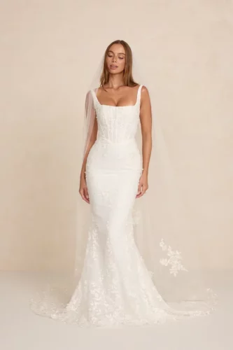 MWL Bride Weston trouwjurk met basque taille, vierkante halslijn en aansluitend silhouet