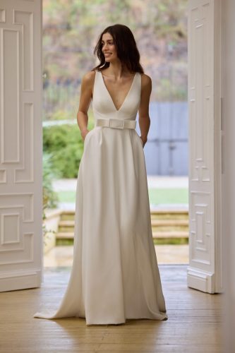 Jesus Peiró 2706 trouwjurk kopen – A-lijn designer jurk met elegante pasvorm