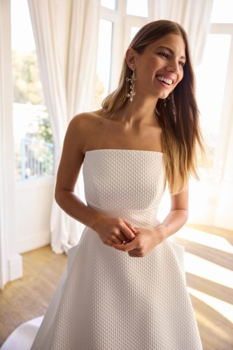Jesus Peiró 2707 trouwjurk – strapless minimalistische jurk met krachtige belijning